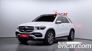 Mercedes-Benz GLE-Class GLE300d 4MATIC 2023 года из Южной Кореи