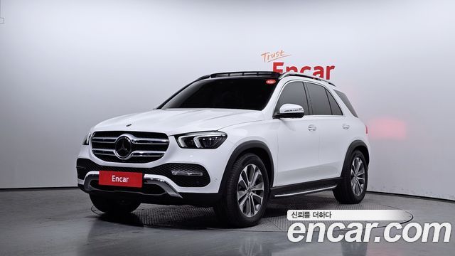 Mercedes-Benz GLE-Class GLE300d 4MATIC 2023 года из Кореи