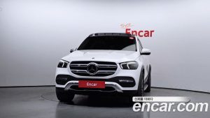 Mercedes-Benz GLE-Class GLE300d 4MATIC 2023 года из Южной Кореи