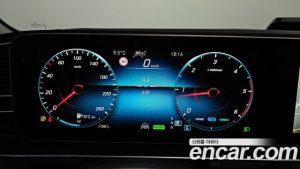 Mercedes-Benz GLE-Class GLE300d 4MATIC 2023 года из Южной Кореи