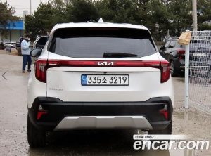 Kia Seltos Бензин 1.6 Turbo 2WD 2024 года из Южной Кореи