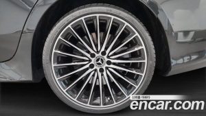 Mercedes-Benz CLS-Class CLS450 4MATIC AMG Line 2023 года из Южной Кореи