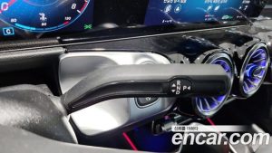 Mercedes-Benz GLB-Class GLB250 4MATIC 2023 года из Южной Кореи