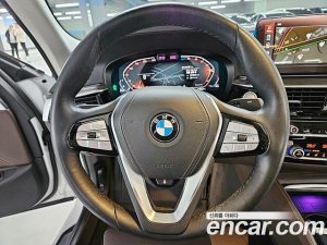 BMW 5-Series 523d Luxury 2021 года из Южной Кореи