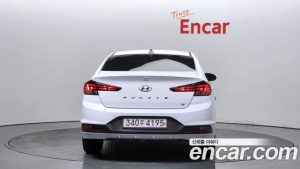 Hyundai AVANTE 1.6 2020 года из Южной Кореи
