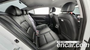 Hyundai AVANTE 1.6 2020 года из Южной Кореи