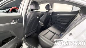 Hyundai AVANTE 1.6 2020 года из Южной Кореи