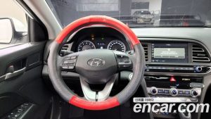 Hyundai AVANTE 1.6 2020 года из Южной Кореи