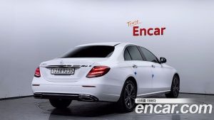 Mercedes-Benz E-Class E220d Avantgarde 2020 года из Южной Кореи