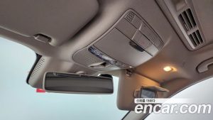 Mercedes-Benz E-Class E220d Avantgarde 2020 года из Южной Кореи