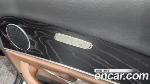Mercedes-Benz E-Class E220d Avantgarde 2020 года из Южной Кореи