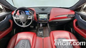 Maserati Levante 3.0 AWD GranLusso 2020 года из Южной Кореи
