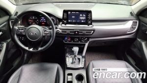 Kia Seltos Дизель 1.6 2WD 2020 года из Южной Кореи