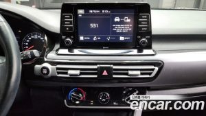Kia Seltos Дизель 1.6 2WD 2020 года из Южной Кореи