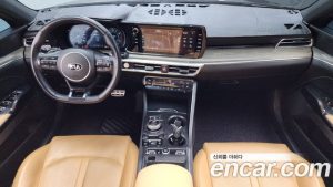 Kia K5 1.6 Turbo 2021 года из Южной Кореи