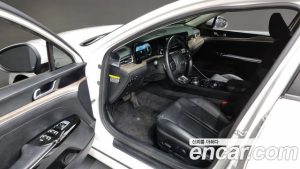 Kia K5 2.0 2020 года из Южной Кореи