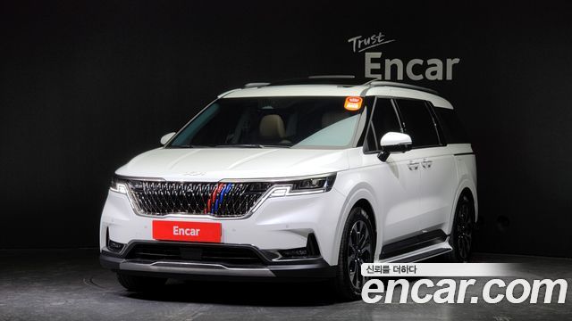 Kia Carnival 7-Seater Signature 2023 года из Кореи