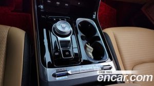 Kia Carnival 7-Seater Signature 2023 года из Южной Кореи