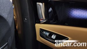 Kia Carnival 7-Seater Signature 2023 года из Южной Кореи