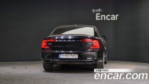Volvo S90 D5 AWD Inscription 2019 года из Южной Кореи