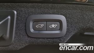 Volvo S90 D5 AWD Inscription 2019 года из Южной Кореи