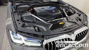 BMW 5-Series 530e M Sport 2021 года из Южной Кореи