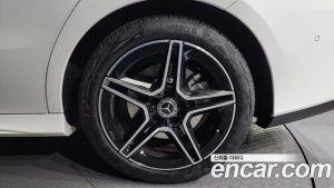 Mercedes-Benz CLA-Class CLA250 4MATIC 2023 года из Южной Кореи