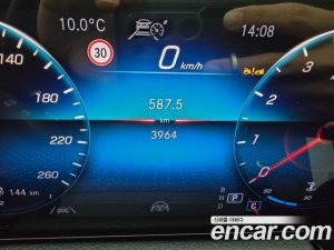 Mercedes-Benz GLA-Class GLA250 4MATIC 2023 года из Южной Кореи