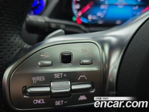 Mercedes-Benz GLA-Class GLA250 4MATIC 2023 года из Южной Кореи