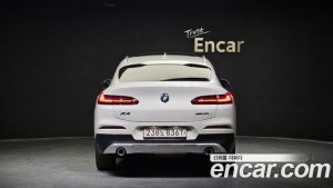 BMW X4 xDrive20d xLine 2020 года из Южной Кореи