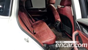 BMW X4 xDrive20d xLine 2020 года из Южной Кореи