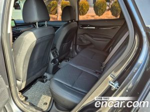 Kia Seltos Бензин 1.6 Turbo 2WD 2022 года из Южной Кореи
