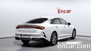 Kia K5 Prestige 2023 года из Южной Кореи