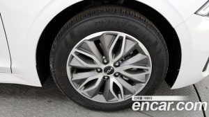 Kia K5 Prestige 2023 года из Южной Кореи
