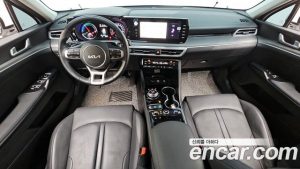 Kia K5 Prestige 2023 года из Южной Кореи