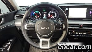 Kia K5 Prestige 2023 года из Южной Кореи