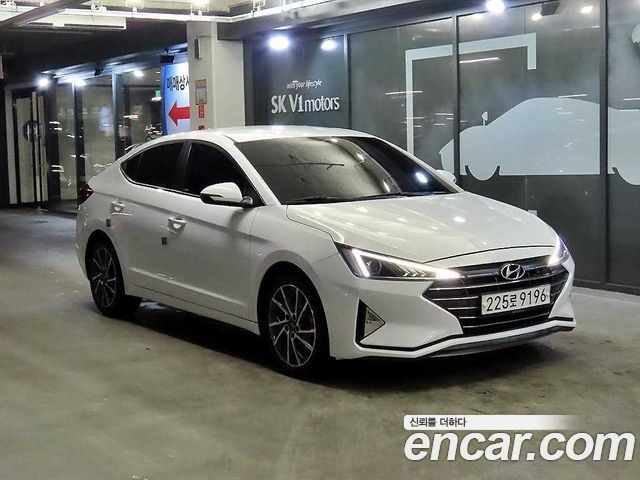 Hyundai AVANTE 1.6 2020 года из Кореи
