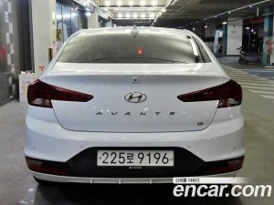 Hyundai AVANTE 1.6 2020 года из Южной Кореи