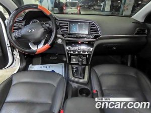Hyundai AVANTE 1.6 2020 года из Южной Кореи