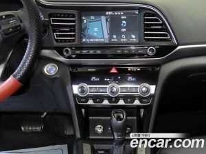 Hyundai AVANTE 1.6 2020 года из Южной Кореи