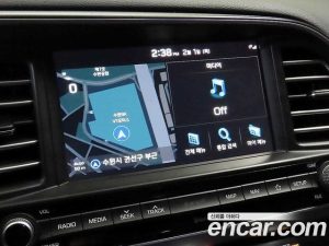 Hyundai AVANTE 1.6 2020 года из Южной Кореи