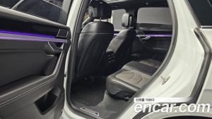 Volkswagen Touareg 4.0 TDI R-Line 2020 года из Южной Кореи