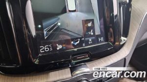 Volvo XC60 D5 Inscription 2020 года из Южной Кореи