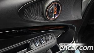 Mini Clubman High 2021 года из Южной Кореи