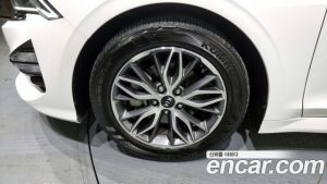 Kia K5 2.0 2020 года из Южной Кореи