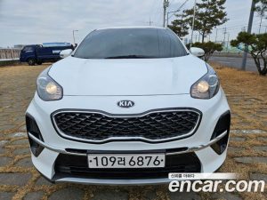 Kia Sportage Дизель 2.0 4WD 2022 года из Южной Кореи