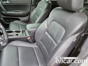 Kia Sportage Дизель 2.0 4WD 2022 года из Южной Кореи