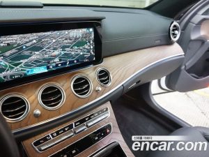 Mercedes-Benz E-Class E250 Exclusive 2021 года из Южной Кореи