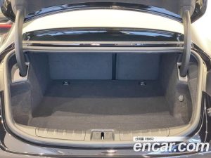 Porsche Taycan Base 2023 года из Южной Кореи