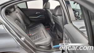 BMW 3-Series 330e M Sport 2021 года из Южной Кореи